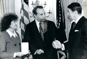 Image description is not available for 1994.188